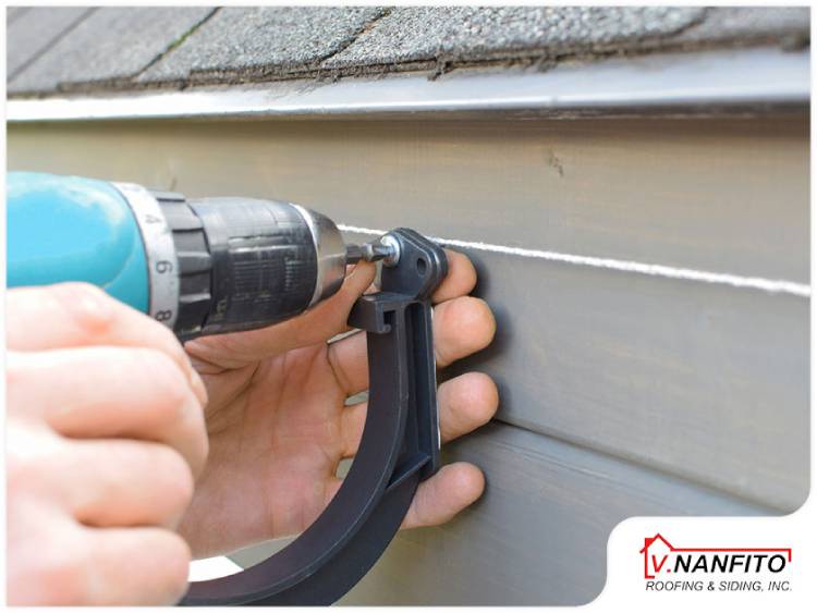 Why Your Contractors Choice of Gutter Screws Is Crucial