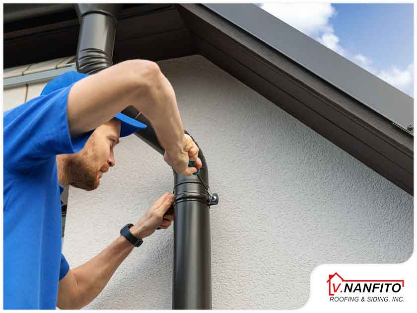 3 Common Downspout Problems and How to Fix Them