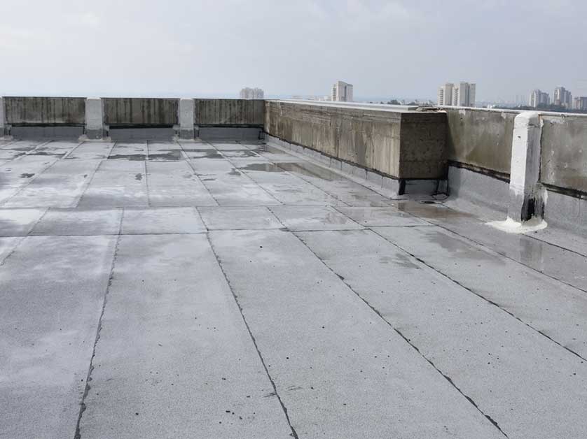 Commercial Roof Has Deteriorated
