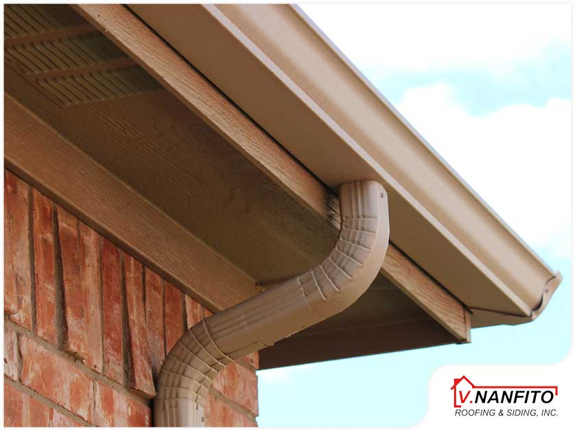 Seamless Gutters Leak