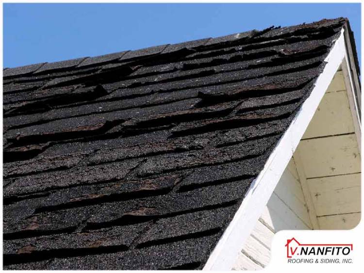 Shingle Cracking vs. Splitting Whats the Difference